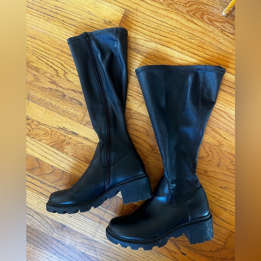 Knee High Zip Up Boots